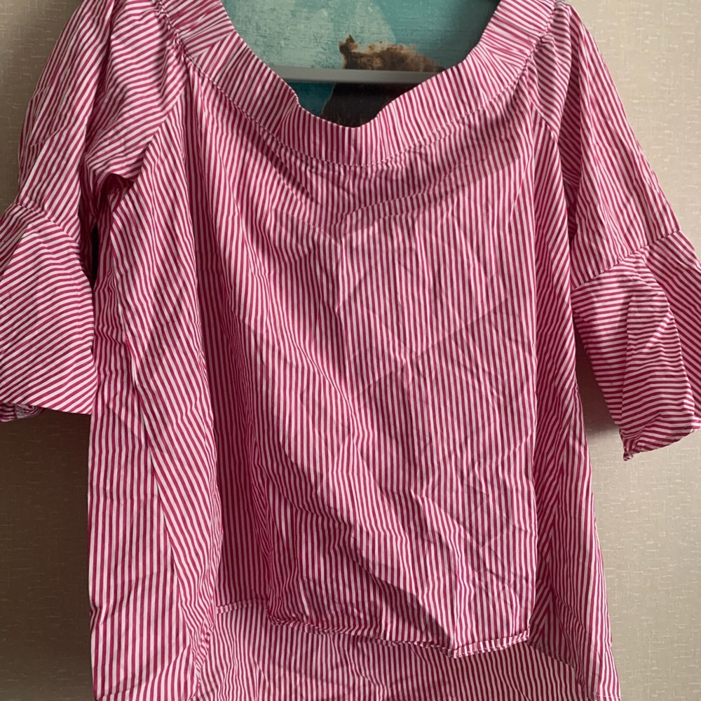 Brand: cupio off shoulder top white and red with stripes going down